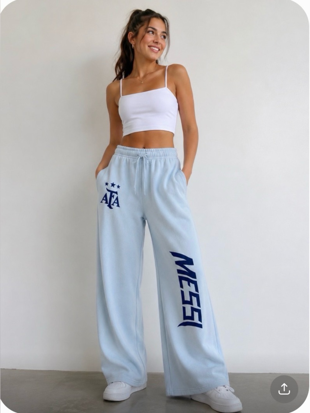 NWT Messi Argentina AFA Official Wide Leg Sweats pants Women's Soccer Joggers M